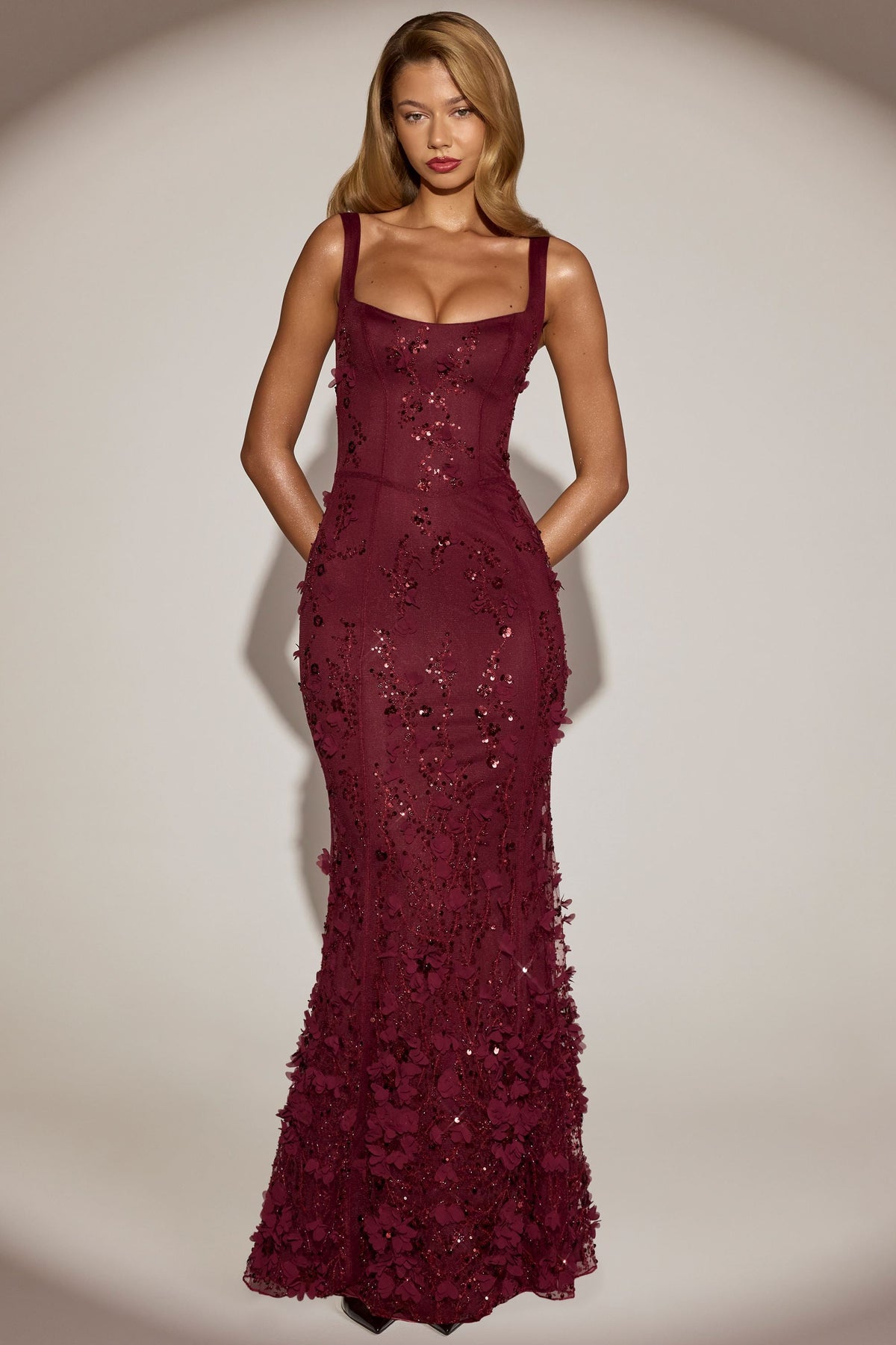 Loovay Vanaria Fishtail Maxi Jurk met Bloemenapplicaties