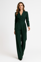 Elegante dames jumpsuit met diepe V-hals en wijde pijpen