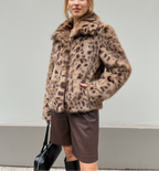 Luipaardprint Faux Fur Jas – Zachte & Stijlvolle Winterjas