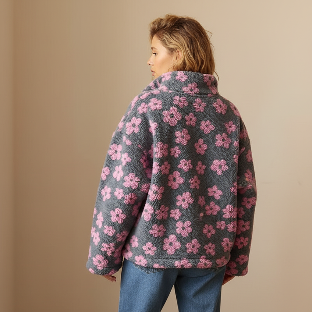 Aveline – Zachte fleece trui met bloemenprint