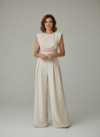 Elegante jumpsuit met tailleaccent en rechte pijpen