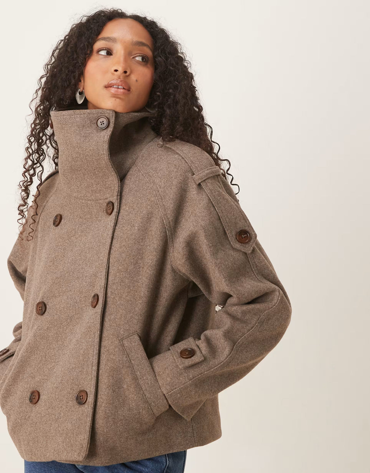 Loovay Camovée Korte Trenchcoat met Hoge Kraag