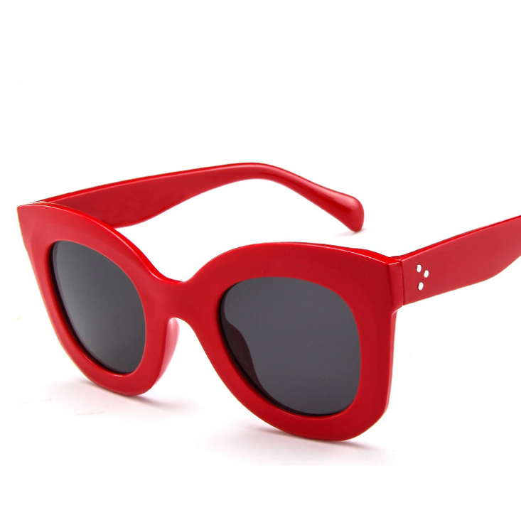 Loovay Laura Zonnebril, Cat Eye Design