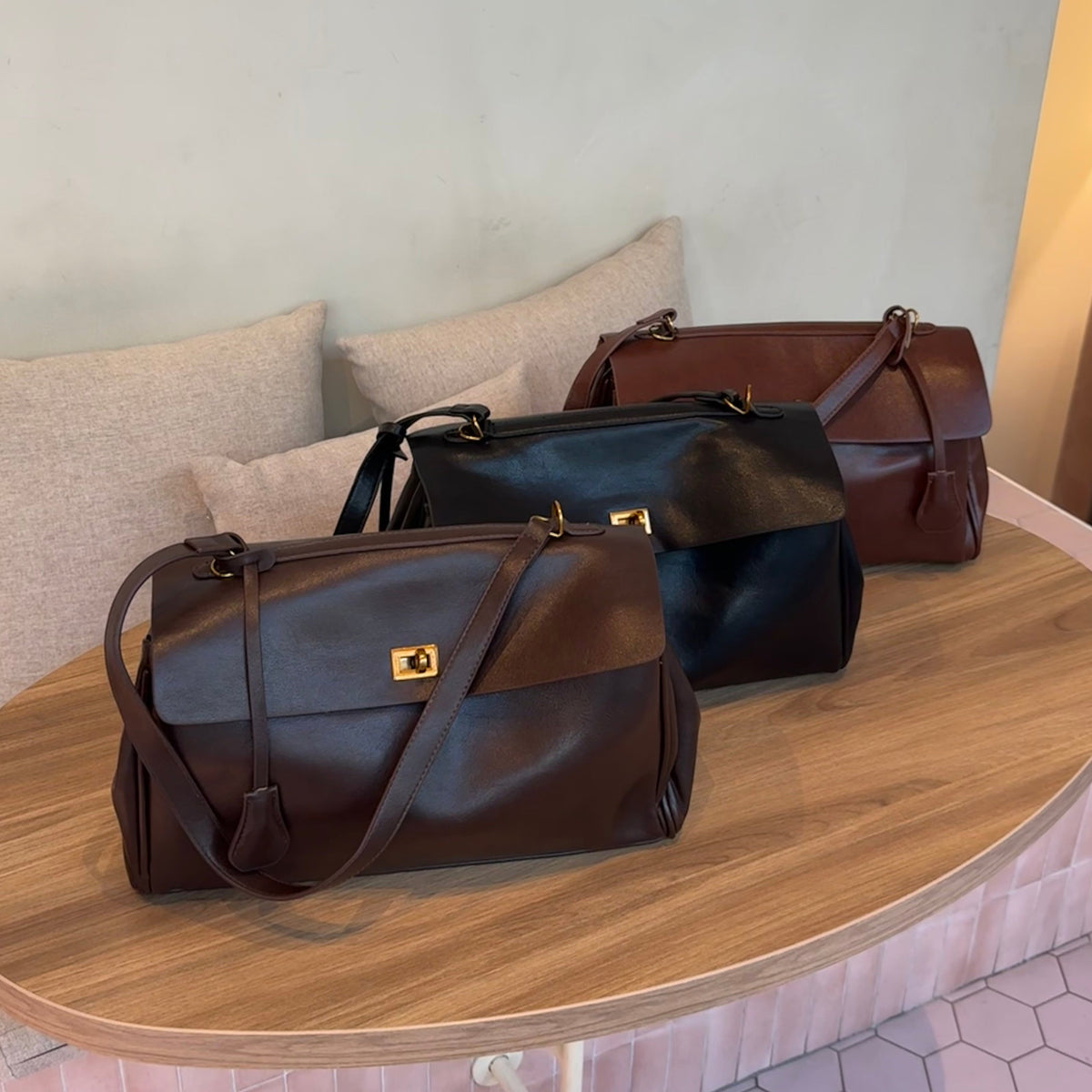 Loovay Vintessa Schoudertas met Vintage Details