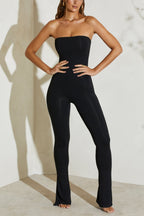 Loovay Vexélia Strapless Jumpsuit met Uitlopende Pijpen