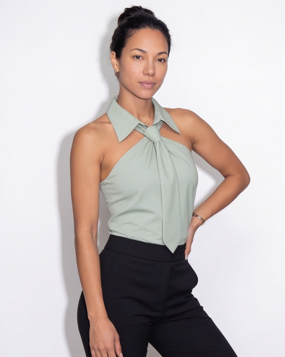 Loovay Serelle Blouse, Haltertop met Kraag en Strik