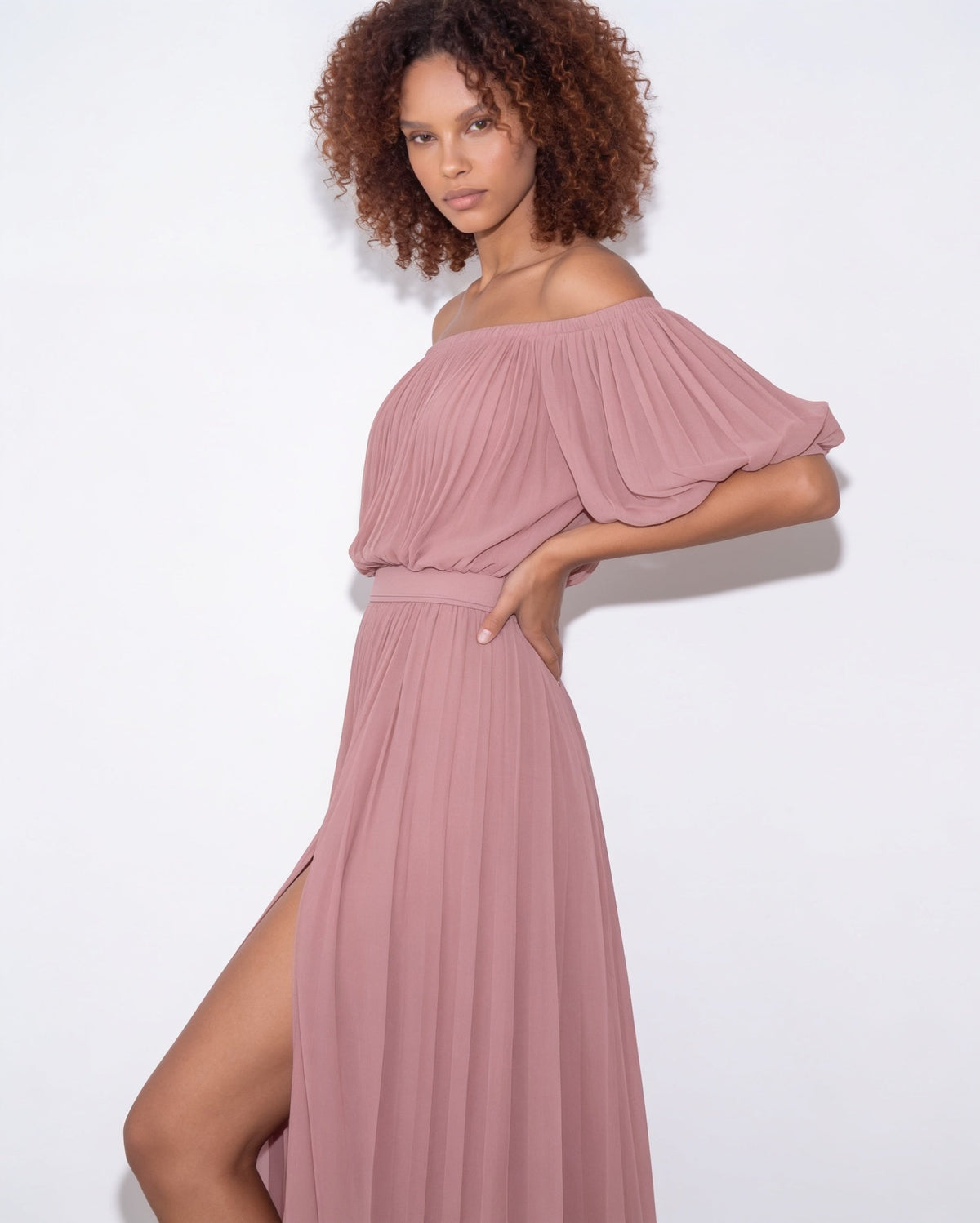 Loovay Evelisse Off-Shoulder Maxi-jurk, Geplooid met Split