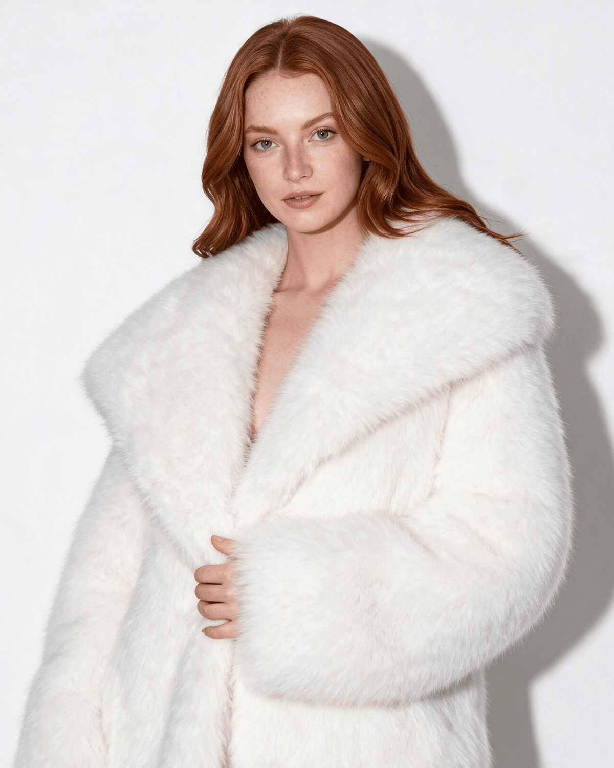 Loovay Isabeau Cropped Imitatiebont Jas met Grote Kraag