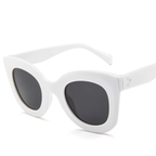 Loovay Laura Zonnebril, Cat Eye Design