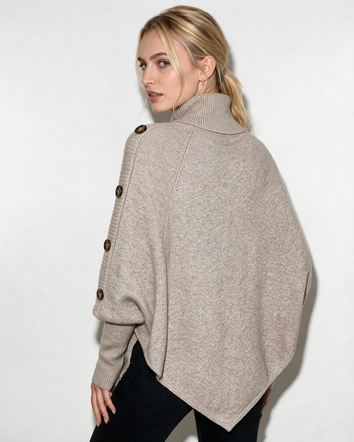 Loovay Valdora Gebreide Ponchotrui met Kabeldetails