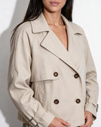 Loovay Celine Korte Trenchcoat met Stormflap
