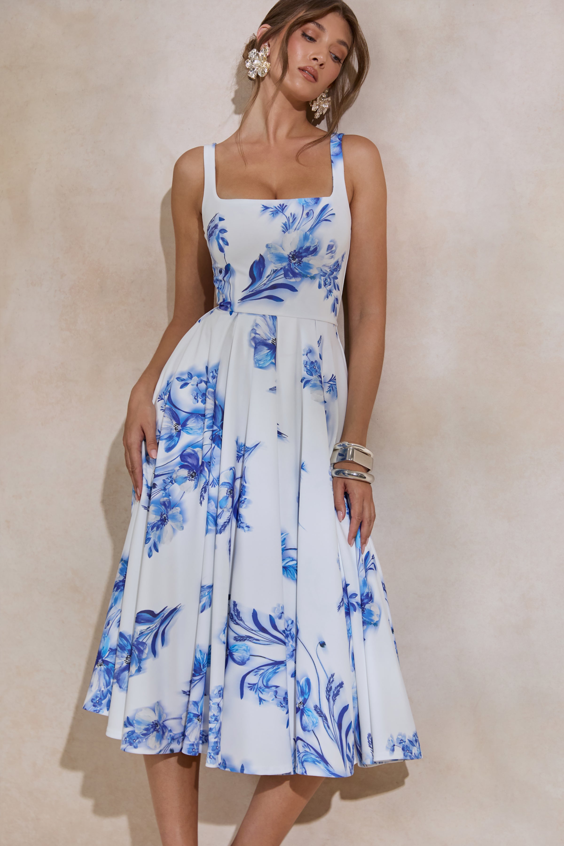 Loovay Azurine Midi Jurk, Witte Jurk met Blauwe Bloemenprint