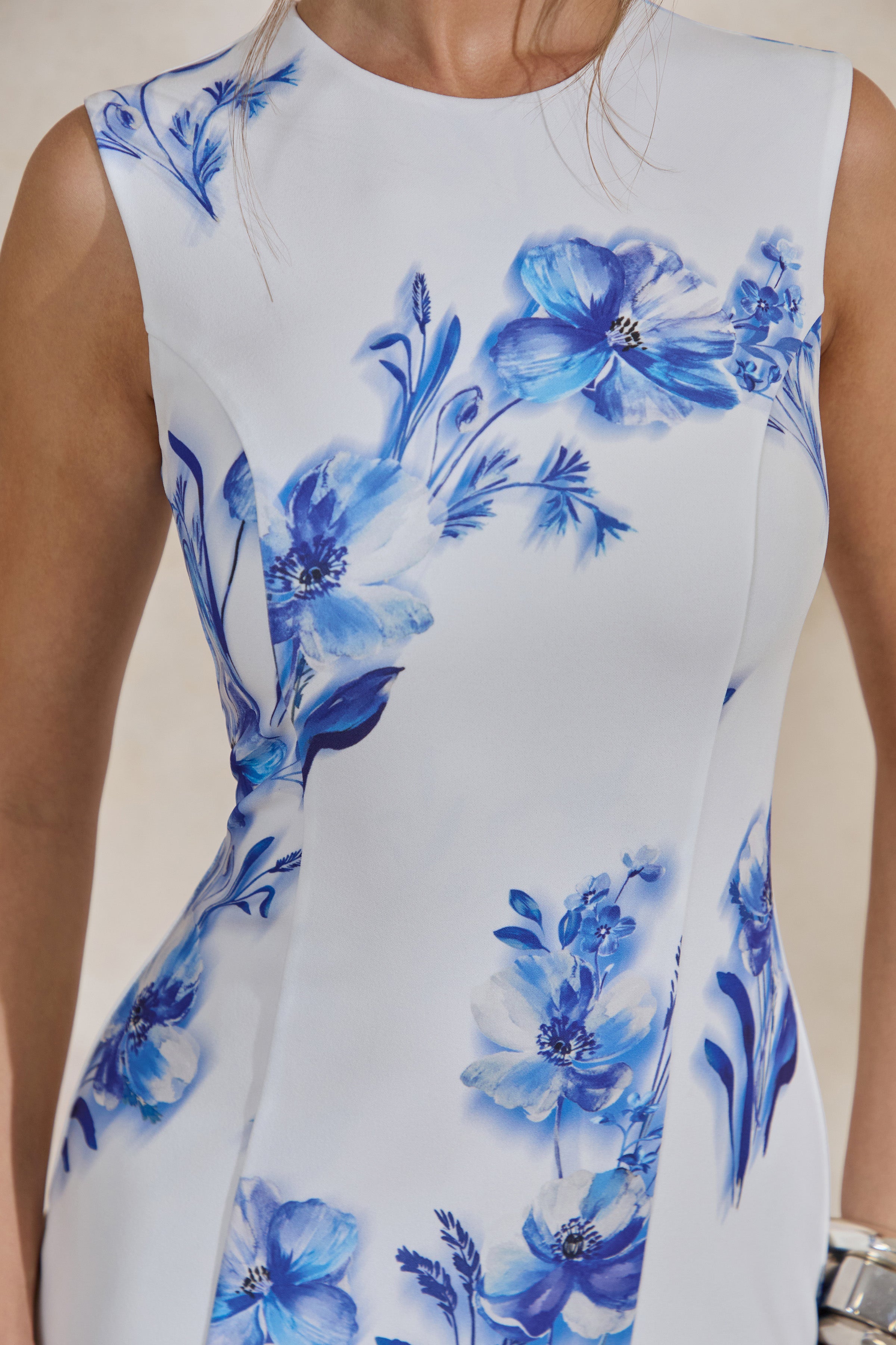 Loovay Celestique Midi Jurk, Blauwe Bloemenprint met Asymmetrische Zoom