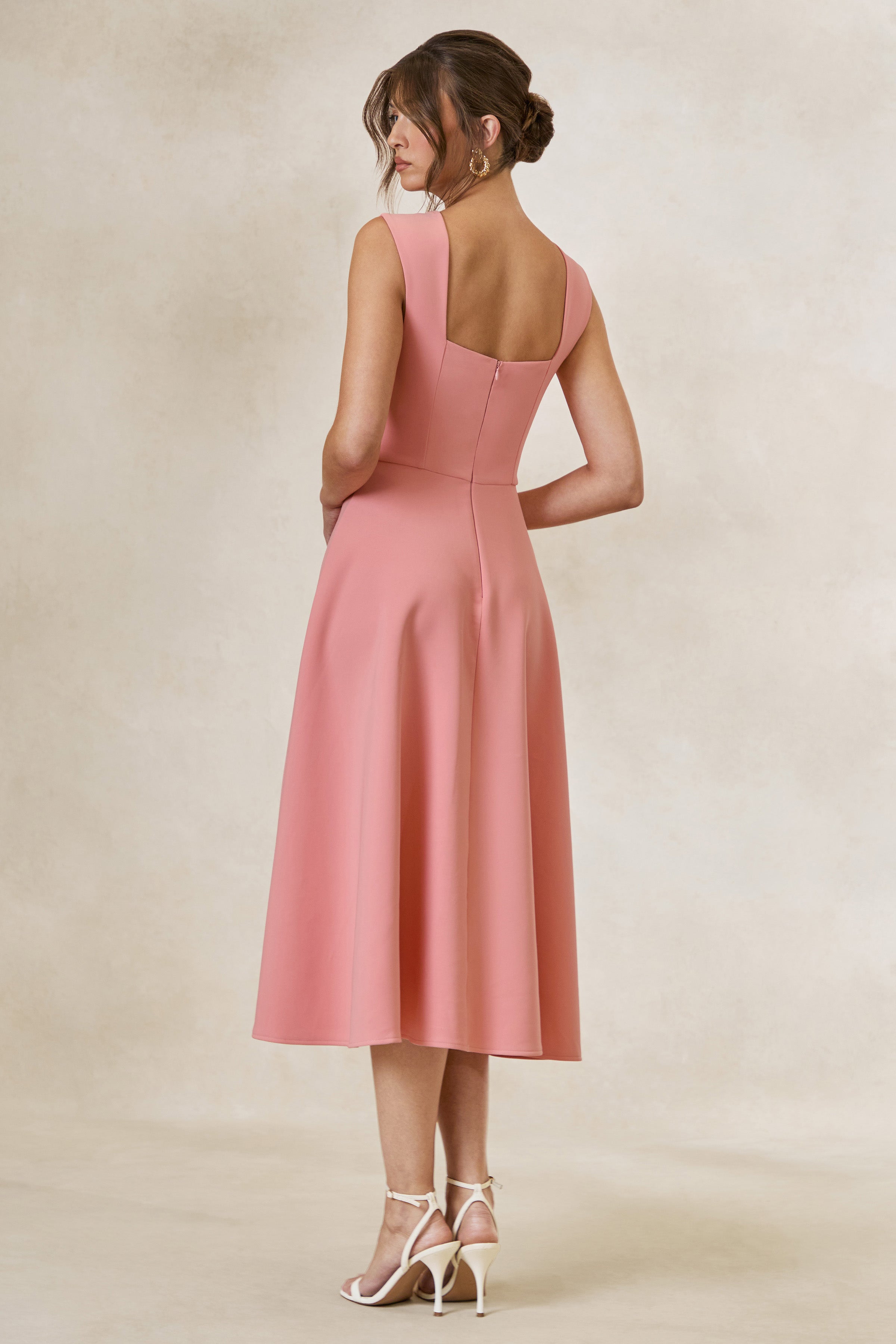 Loovay Avenza Jurk, Midi met Sweetheart Halslijn