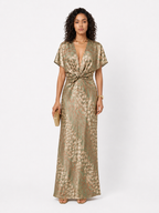 Loovay Satinelle Jurk, Plooidetail