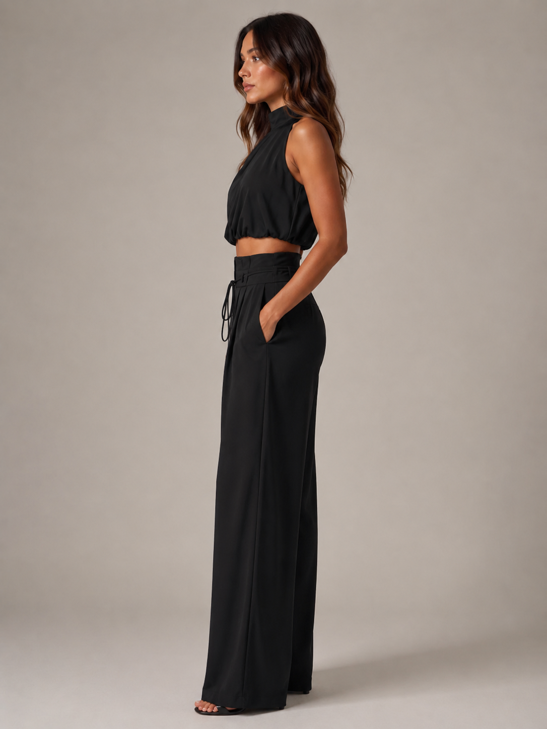 Loovay Arvenza Tweedelige Set, Haltertop en Wide Leg Broek