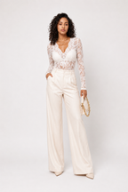 Loovay Roselisse Top, Luxe Kantdetails