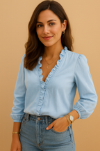 Coraline – De blouse die subtiel charme toevoegt