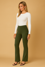 Carmilla – De corduroy broek met retro flair