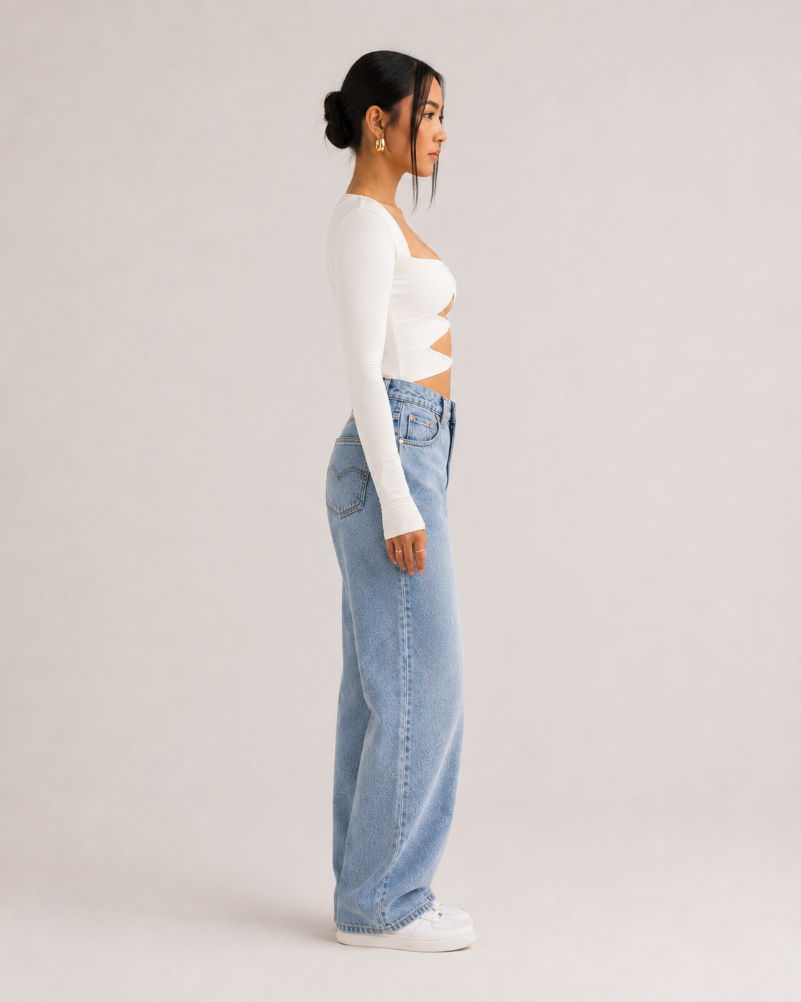 Loovay Virelle Top, Witte Crop Top met Uitsparingen