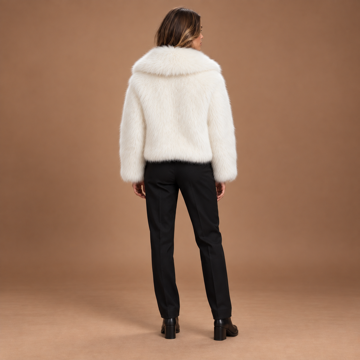 Loovay Mavelle Faux Fur Jas met Brede Schalkraag