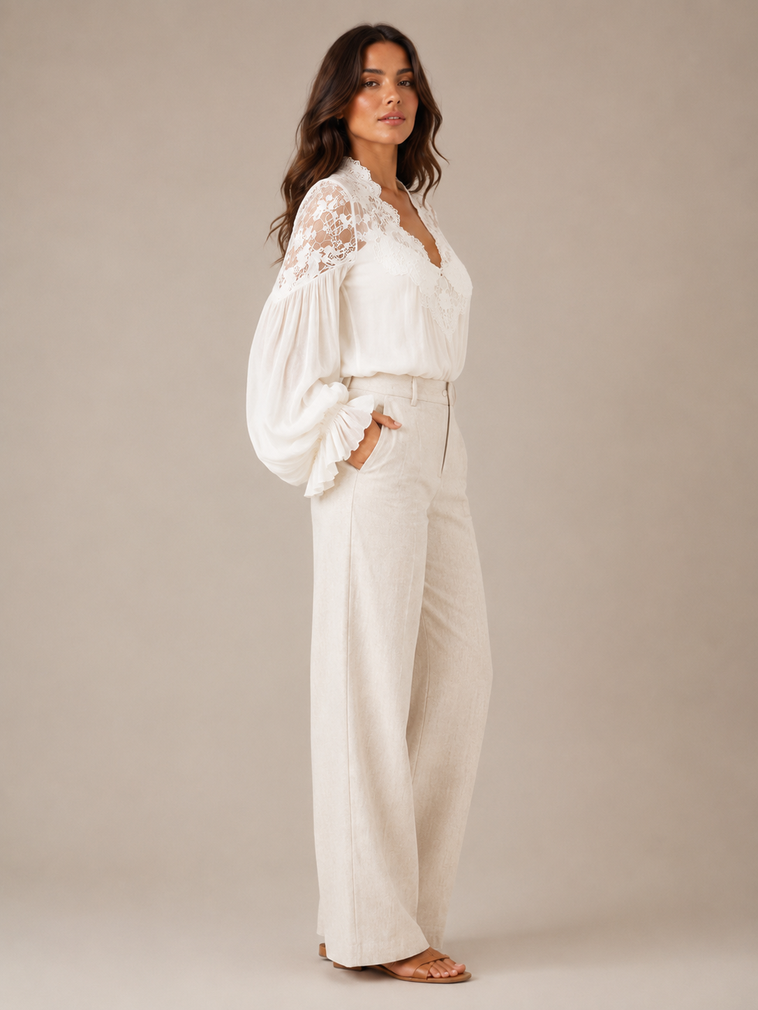 Loovay Palunora Blouse met Kant en Pofmouwen