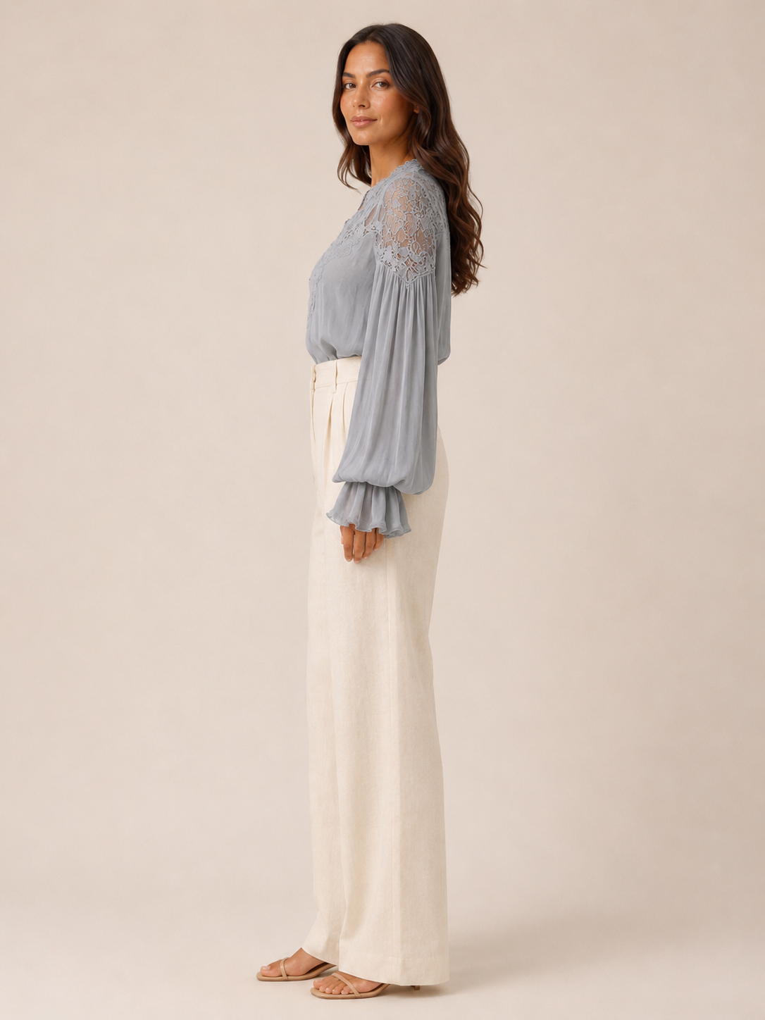 Loovay Elvaria Blouse, Kanten V-hals en Ballonmouwen
