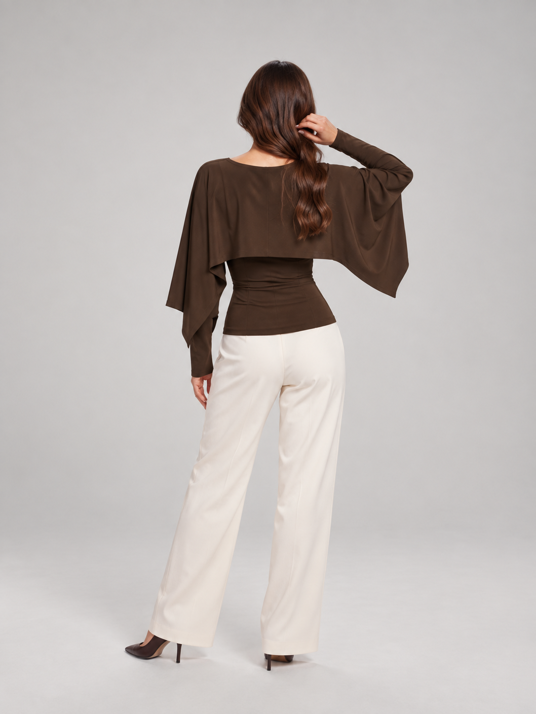Loovay Solenne Cape Top