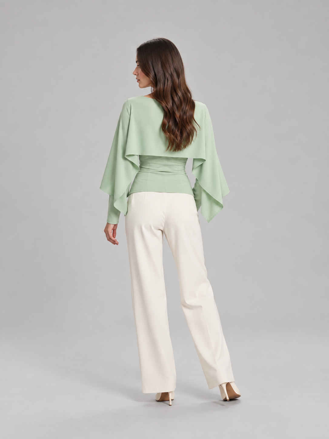 Loovay Solenne Cape Top