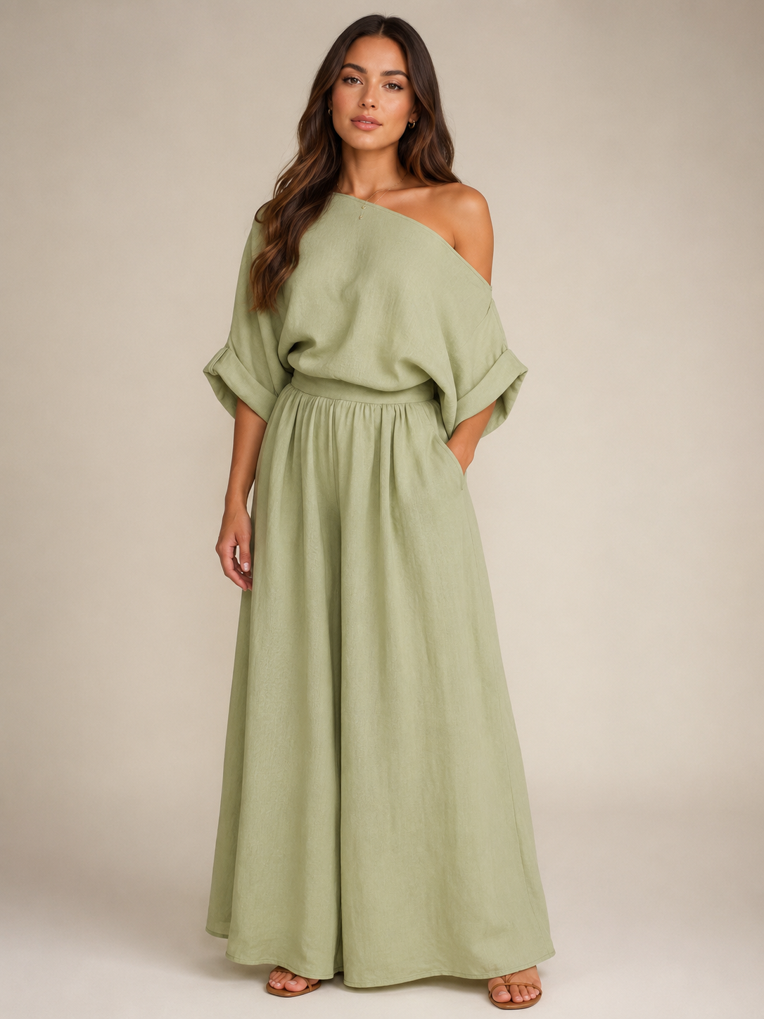 Loovay Aerelle Tweedelige Set, Asymmetrische Top en Wide Leg Broek