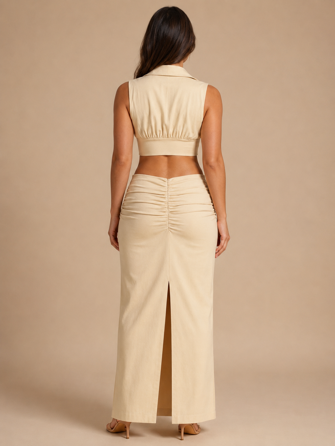 Loovay Soreva, Beige Tweedelige Set met Crop Top en Maxi-Rok