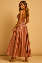 Lina – Chique chiffon jurk met asymmetrische schouder