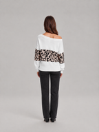Loovay Rovina Off Shoulder Sweater met Luipaardprint