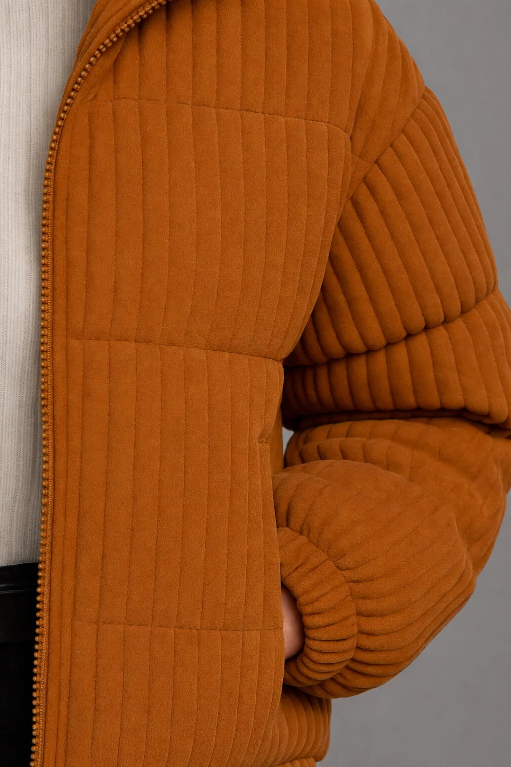 Loovay Cord, Korte Pufferjas met Ribstructuur