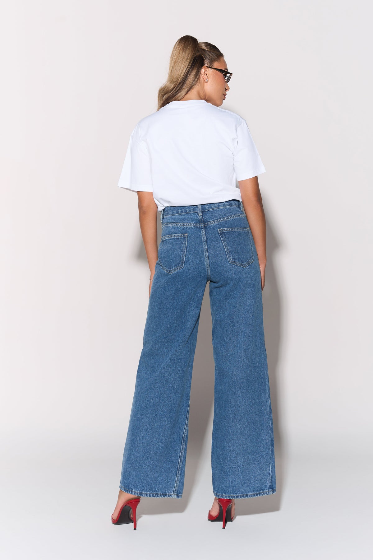 Loovay Delvaris Jeans met Knoopdetails en Split