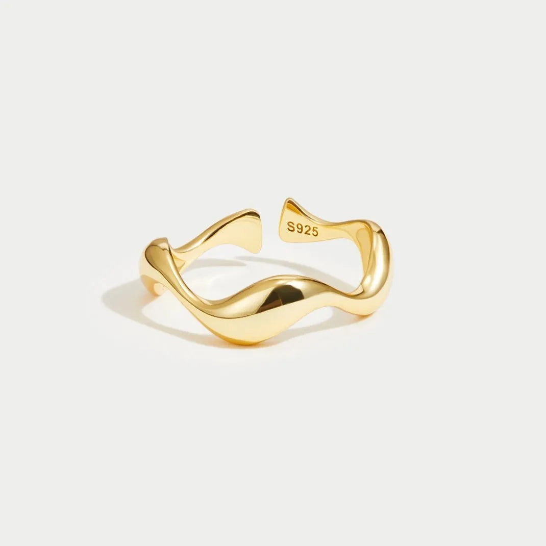 Loovay Virella Ring, Golvend Design
