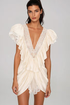 Loovay Cascada, Crèmewitte Playsuit met Ruches en Kant