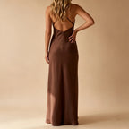 Loovay Maélisse, Satijnlook Maxi Jurk met Open Rug