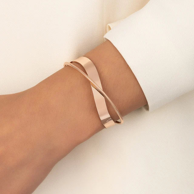 Loovay Janora Armband, Kruis Detail