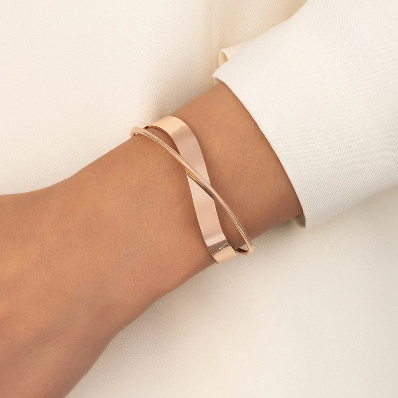 Loovay Janora Armband, Kruis Detail