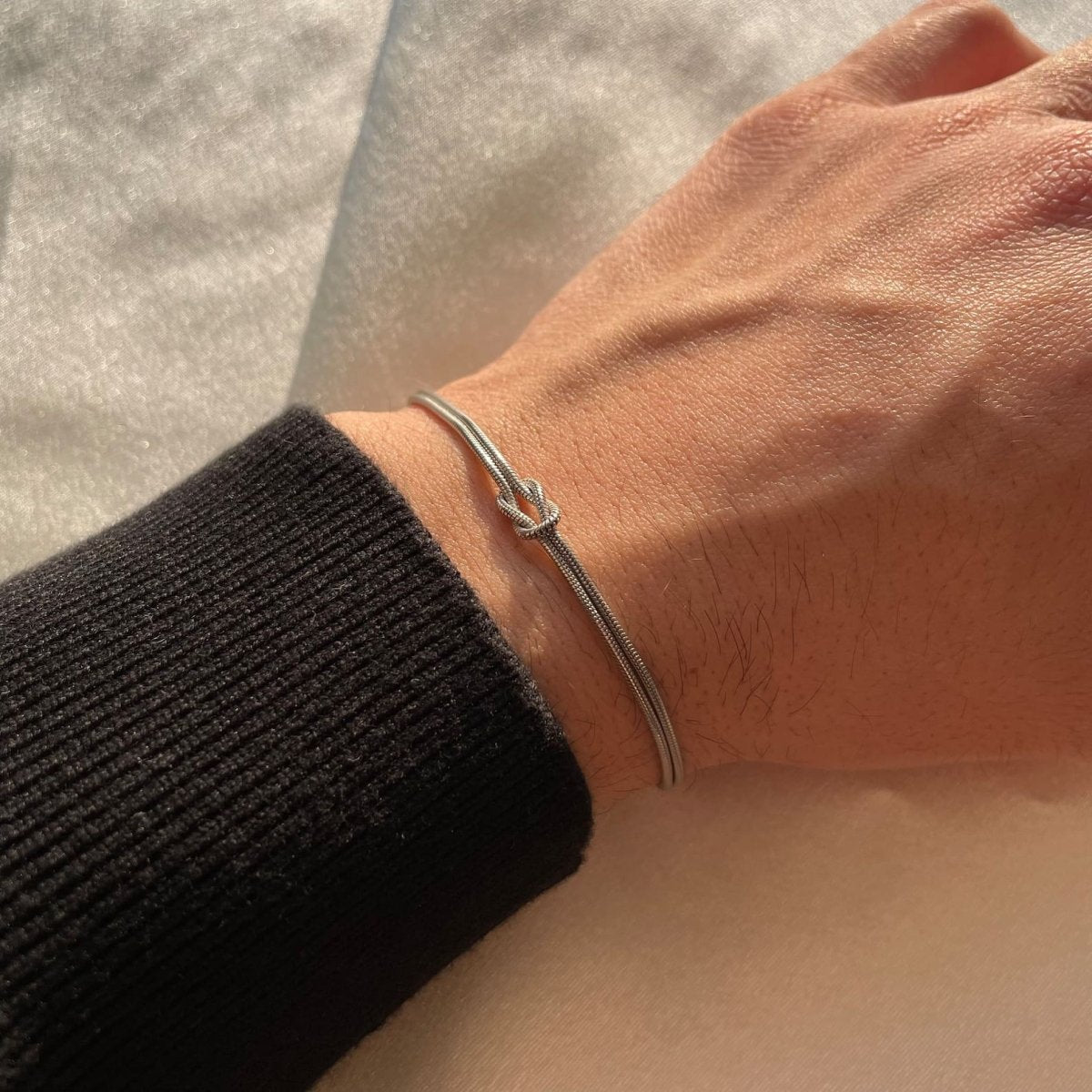 Loovay Livora Armband, Liefdesknoop Detail
