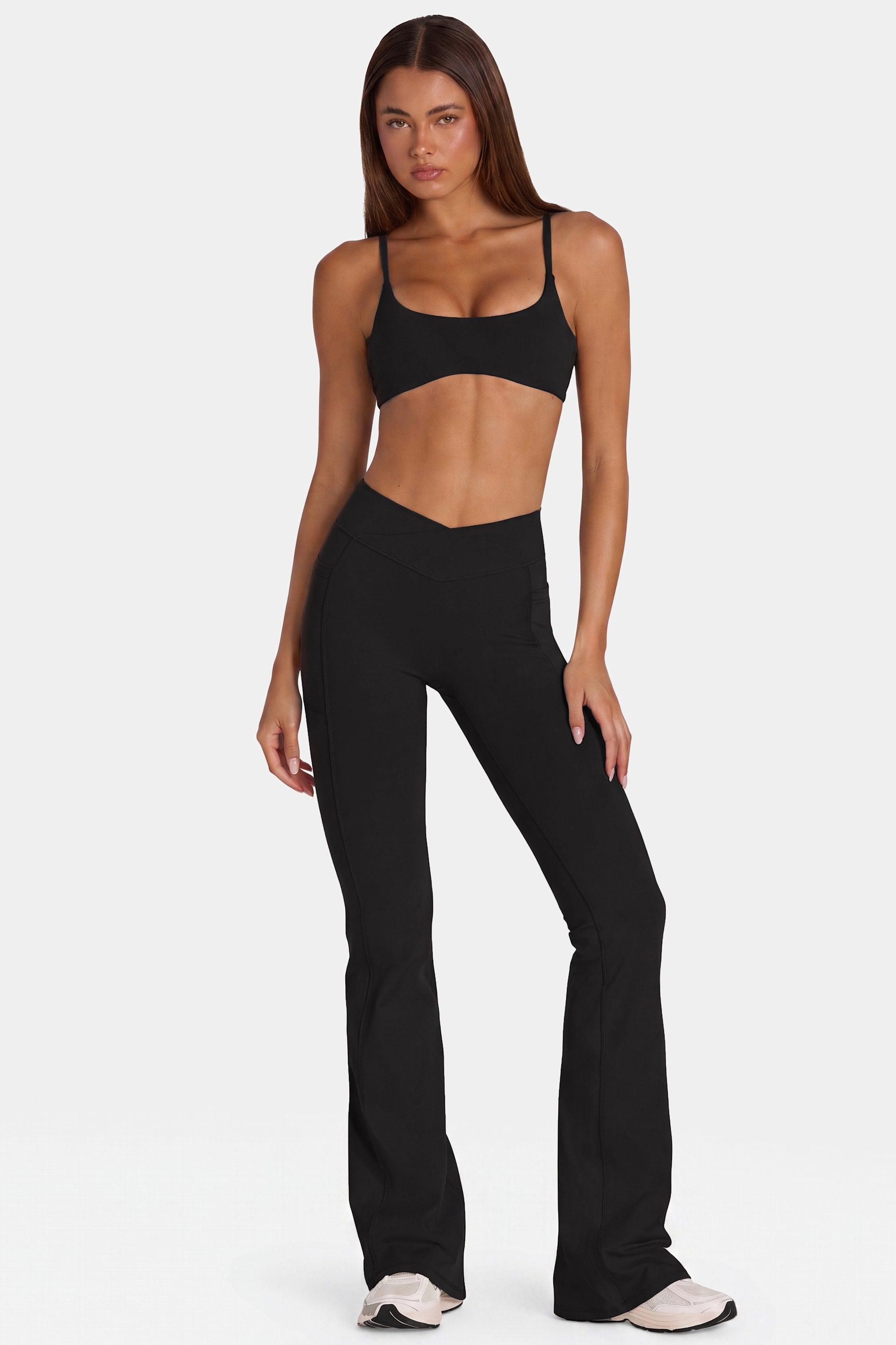 Loovay Veyra, Zwarte Flared Sportlegging