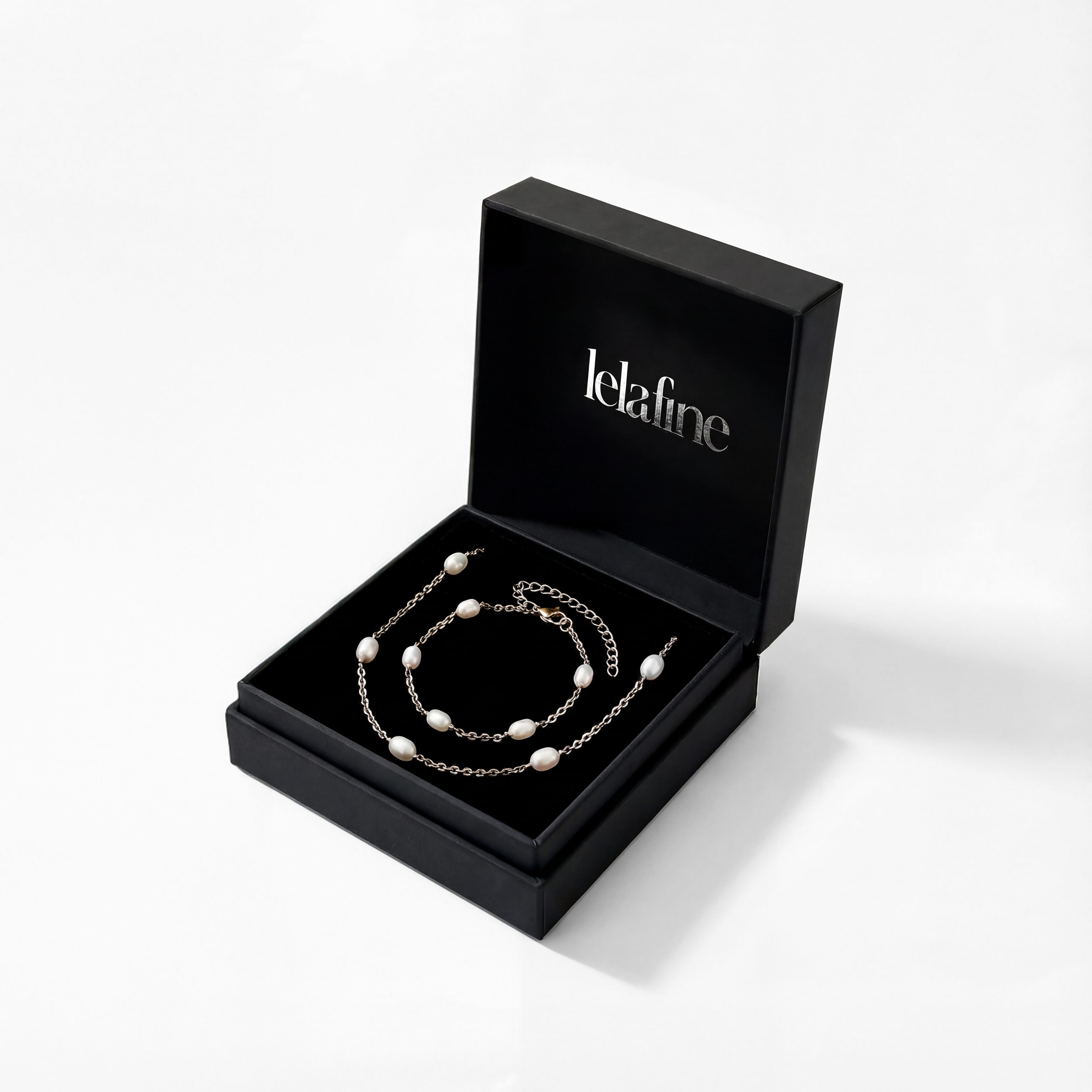 Loovay Lunéva Armband, Zilverkleurige Zoetwaterparel Armband