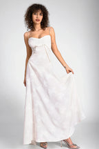 Loovay Papillon, Witte Maxi Jurk met Vlinderdetails