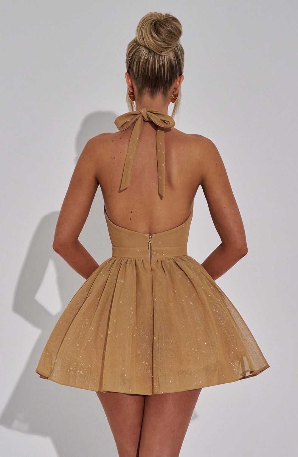 Loovay Sorella Halter Mini Jurk met Volle Rok