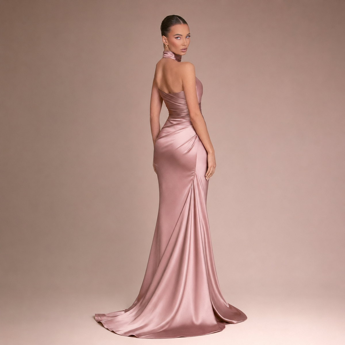 Loovay Lysandra Satijnen Halter Maxi Jurk