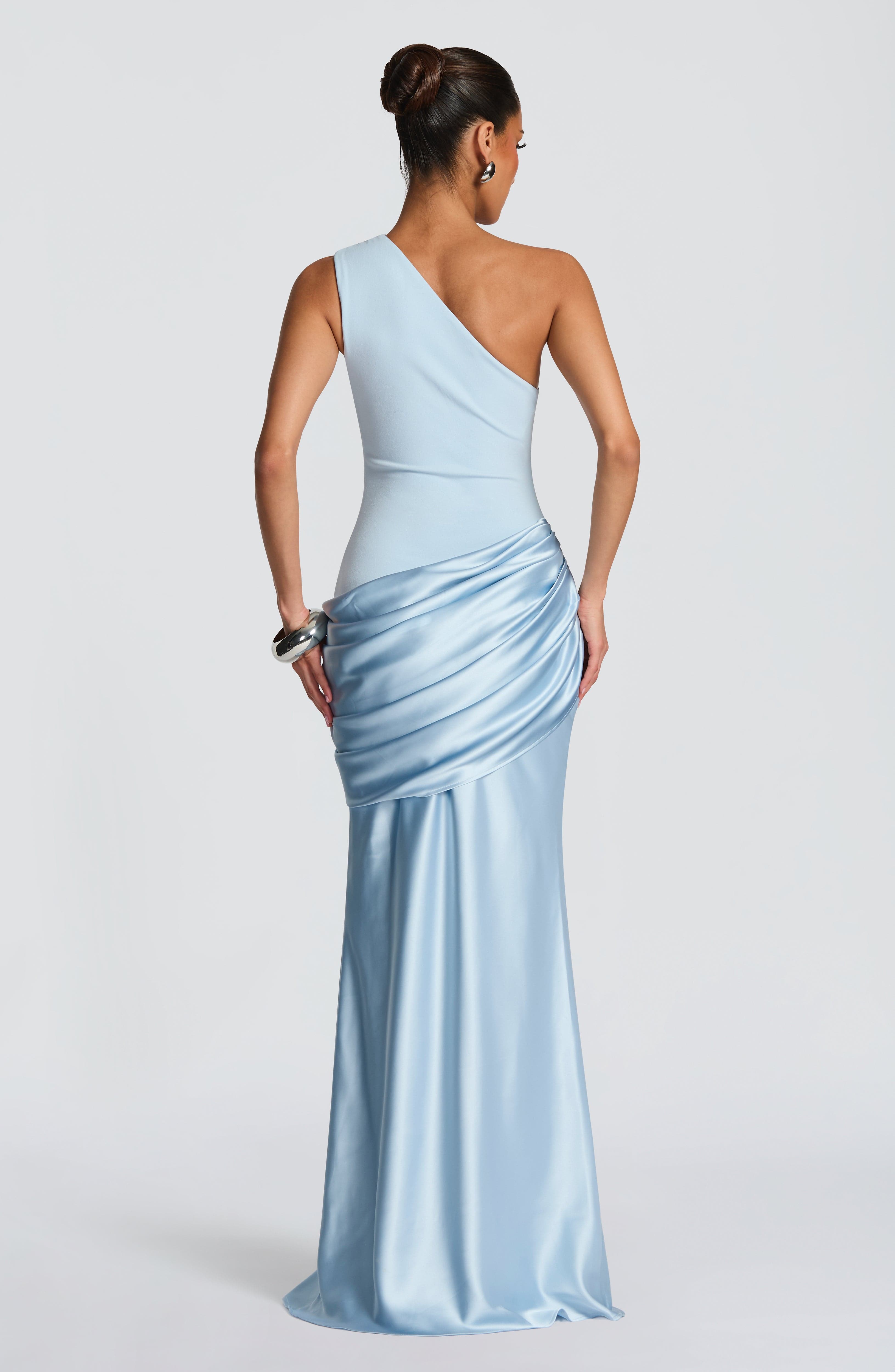 Loovay Abrielle Jurk, One Shoulder Maxi Design
