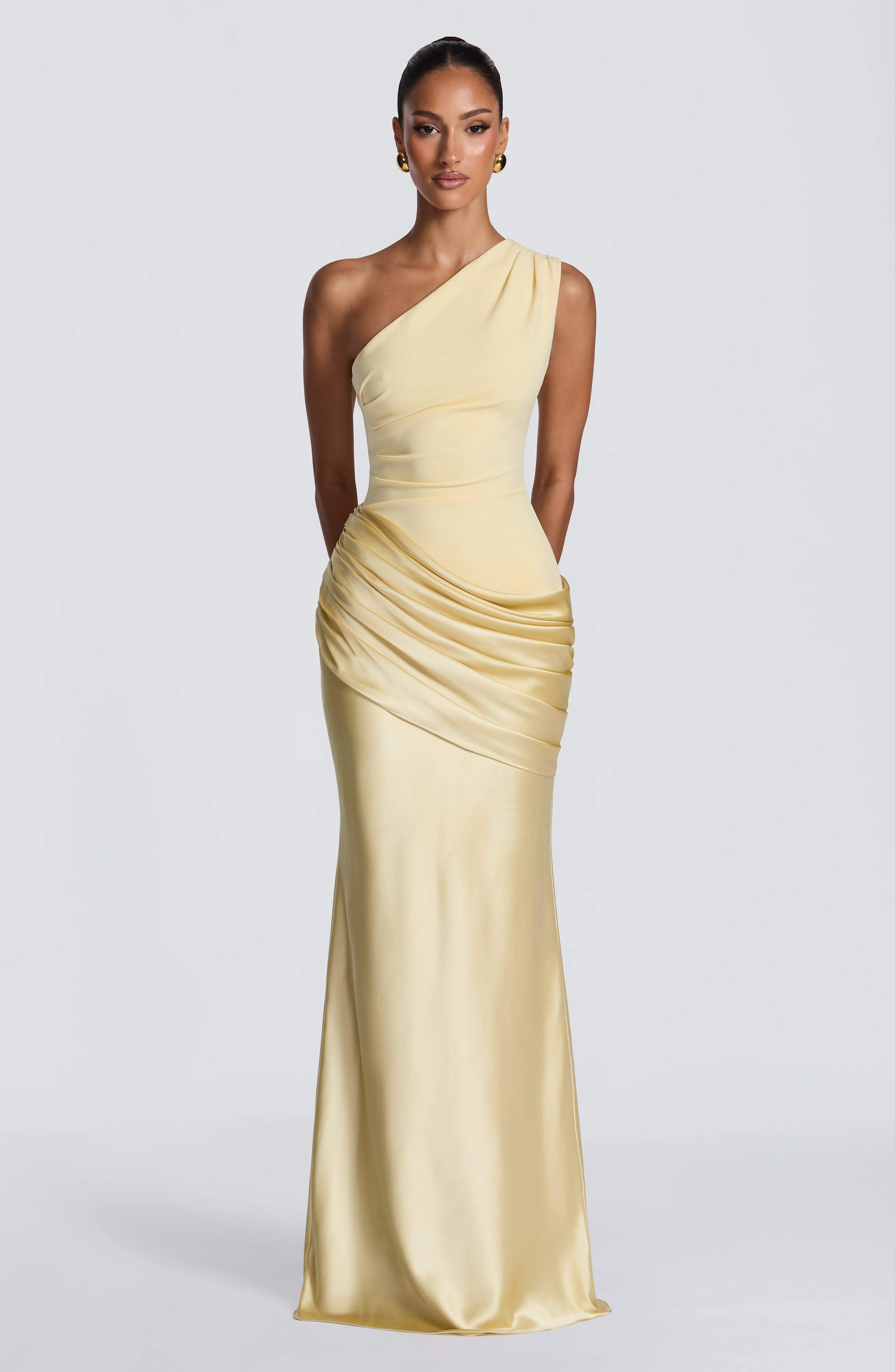Loovay Abrielle Jurk, One Shoulder Maxi Design