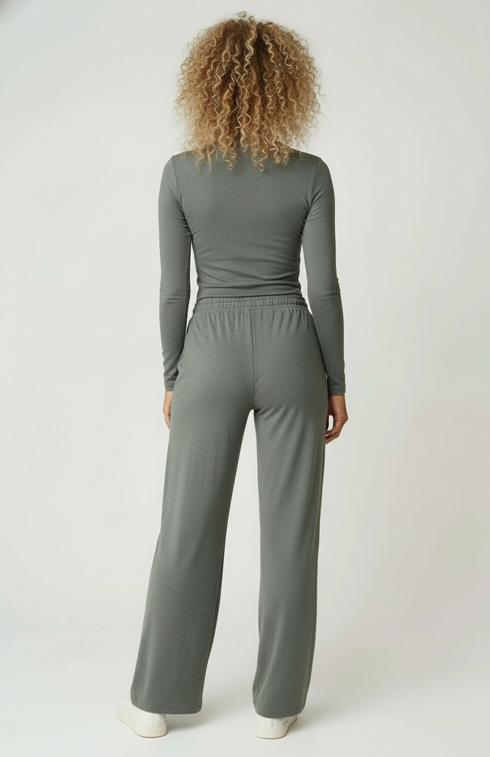 Loovay Maevara Loungewear Set