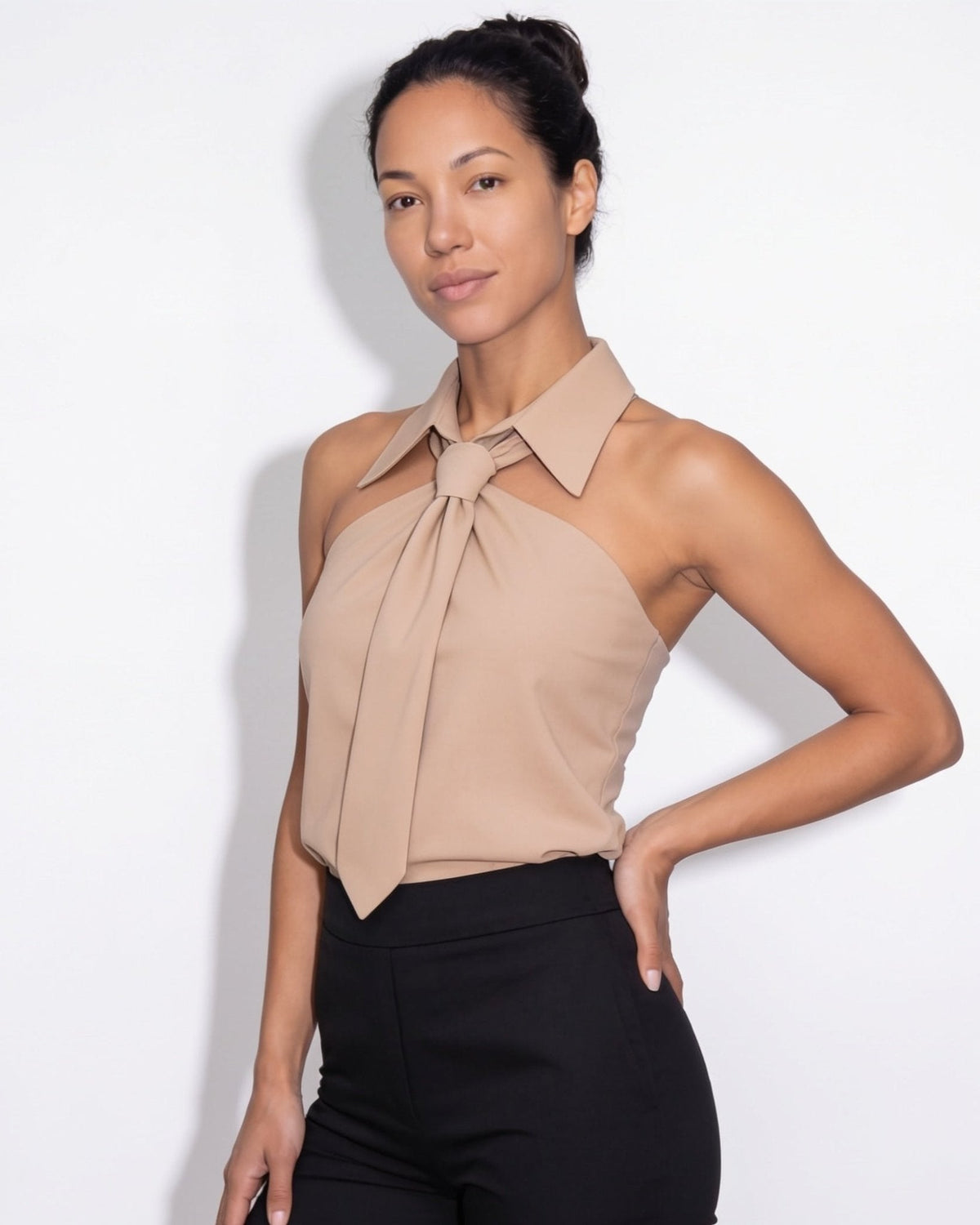 Loovay Serelle Blouse, Haltertop met Kraag en Strik